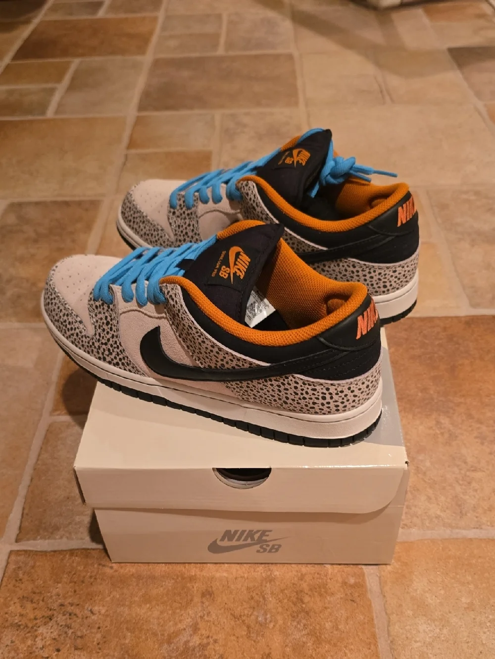 Nike SB Dunk Low Electric Pack Olympic Safari FZ1233 002 Size 10.5 (New)! - Picture 5 of 8